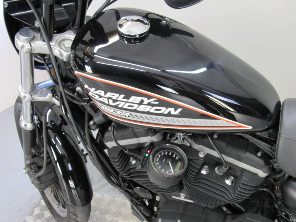 Harley-Davidson 883 R (2008 - 16) - XL 883R (14)