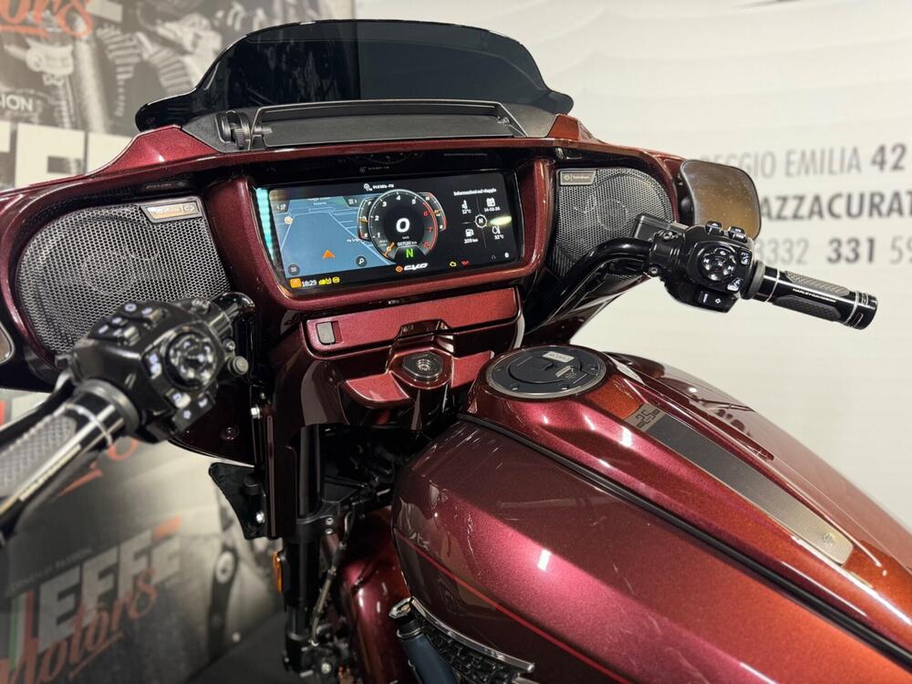 Harley-Davidson CVO Street Glide (2024) (18)