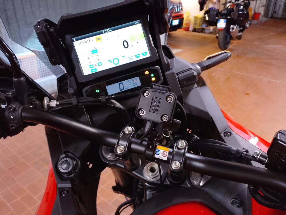 Honda Africa Twin CRF 1100L ES DCT (2024 - 26) (3)