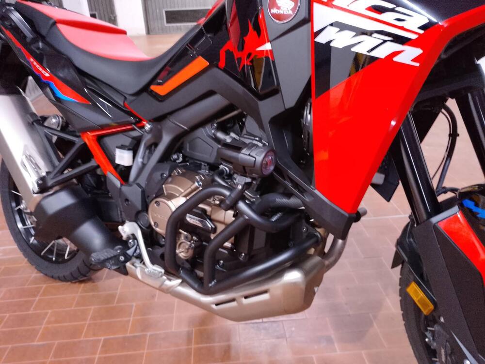 Honda Africa Twin CRF 1100L ES DCT (2024 - 26) (5)