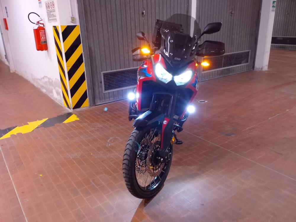 Honda Africa Twin CRF 1100L ES DCT (2024 - 26) (2)