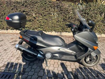 Yamaha T-Max 500 Night Max (2007 - 08) usata