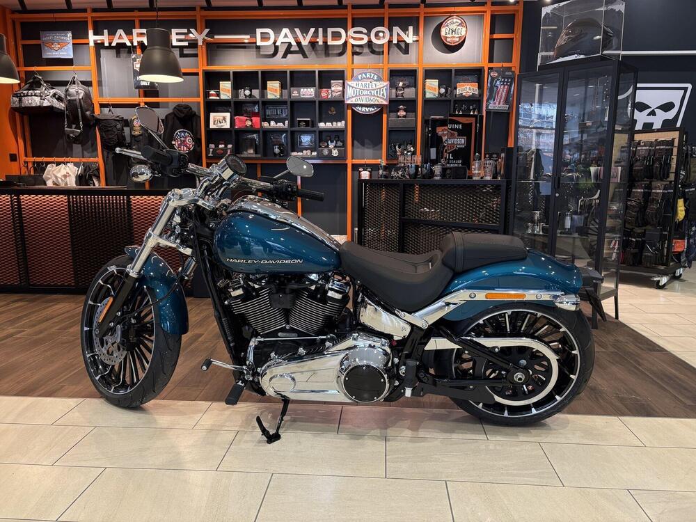 Harley-Davidson Breakout 117 (2025 - 26) (2)