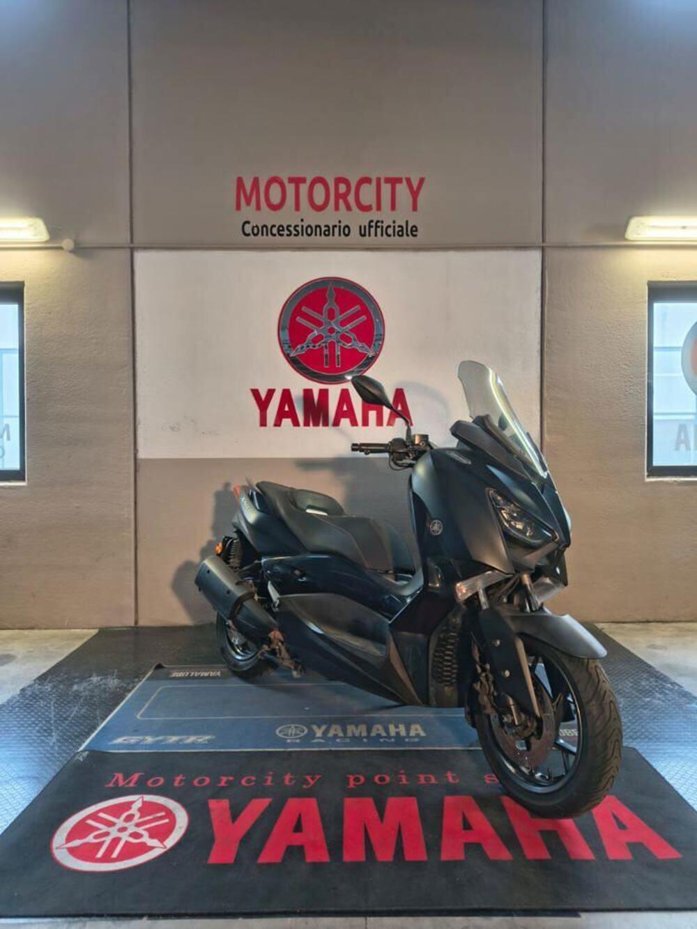 Yamaha X-Max 300 Iron Max (2019 - 20) (4)