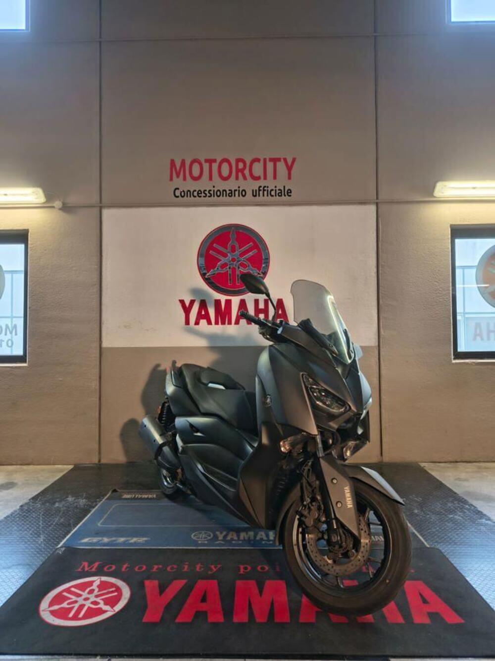 Yamaha X-Max 300 (2021 - 24) (2)