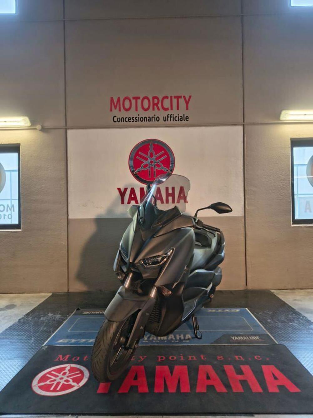 Yamaha X-Max 300 (2021 - 24) (3)