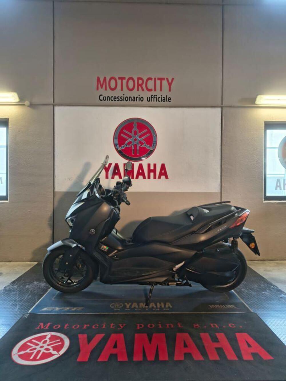 Yamaha X-Max 300 ABS (2017 - 20) (4)
