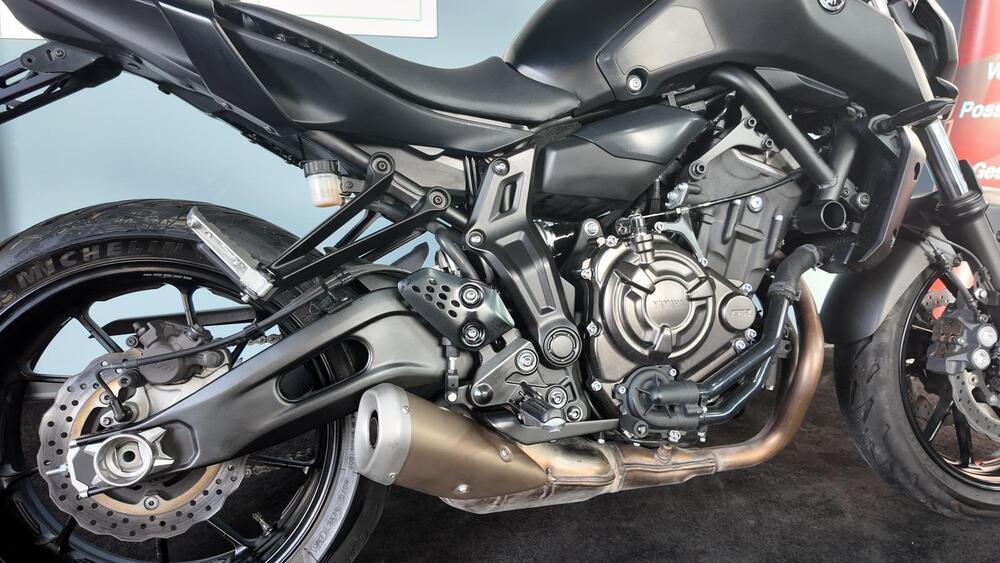 Yamaha MT-07 (2018 - 20) (15)