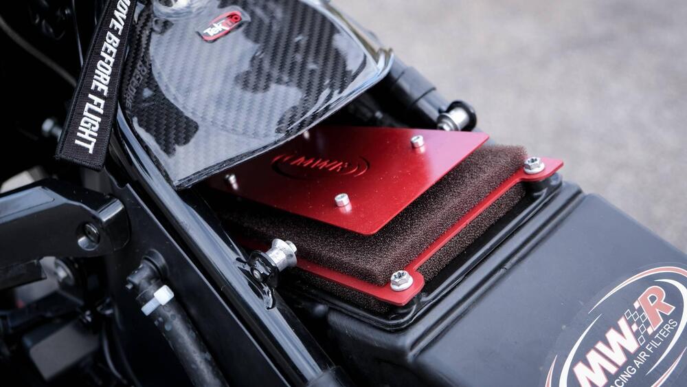 Husqvarna 701 Supermoto (2022) (7)