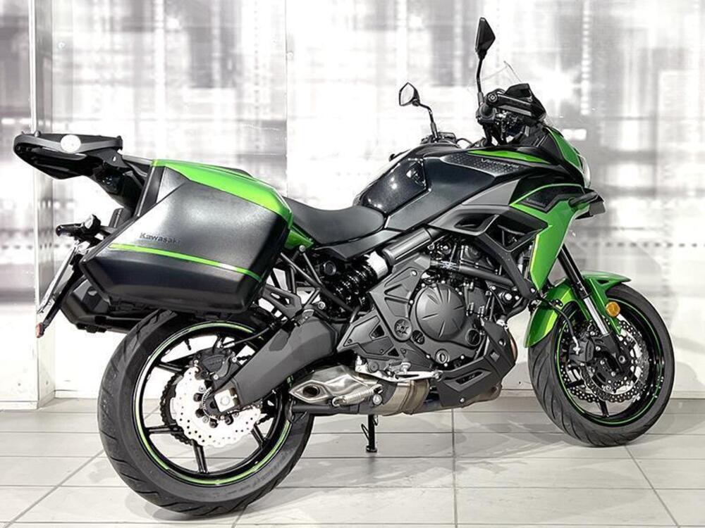 Kawasaki Versys 650 Tourer (2022 - 24) (8)