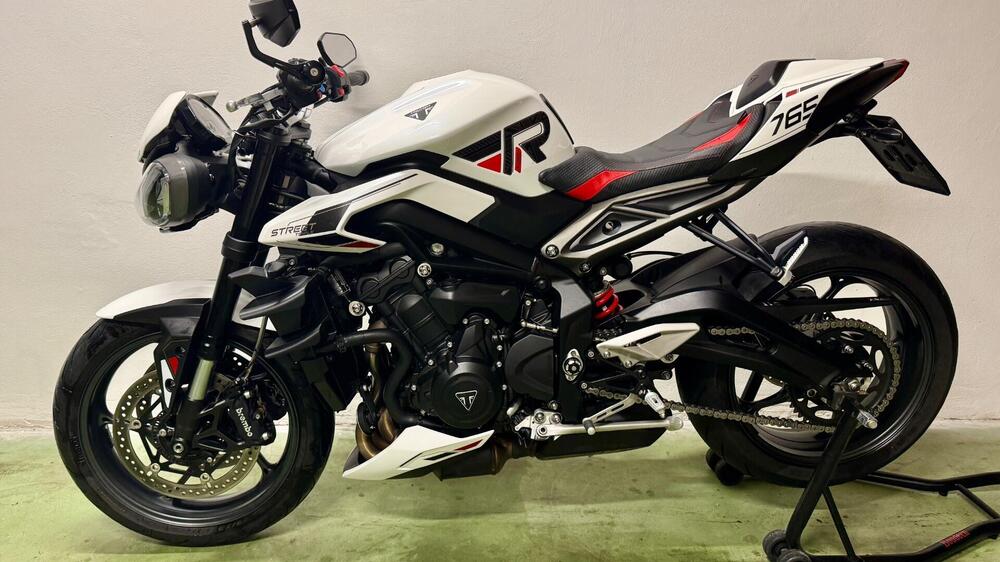 Triumph Street Triple 765 R (2023 - 26) (4)