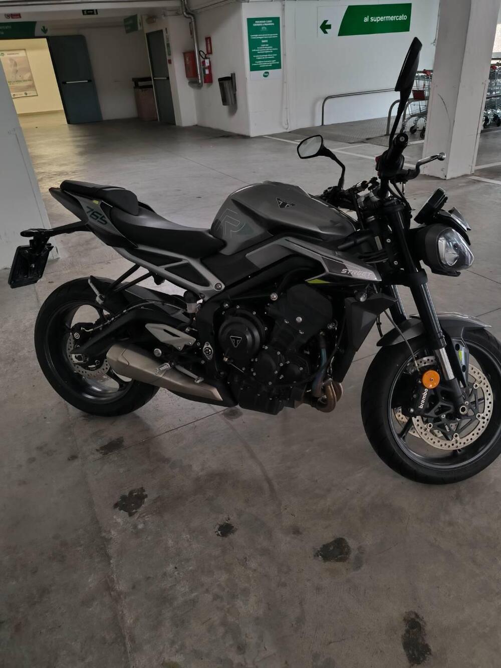 Triumph Street Triple 765 R (2023 - 26) (6)