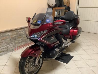 Honda GL 1800 Gold Wing Tour DTC (2018 - 20) usata