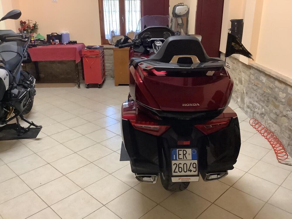 Honda GL 1800 Gold Wing Tour DTC (2018 - 20) (4)