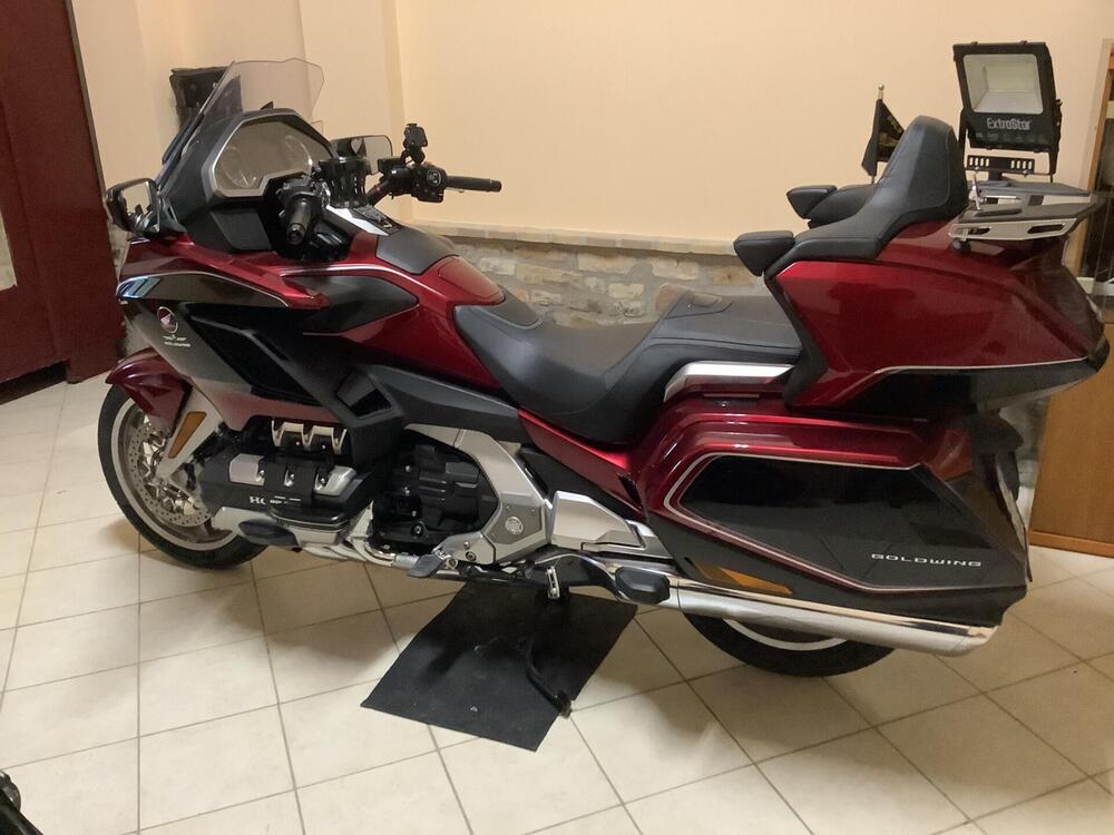 Honda GL 1800 Gold Wing Tour DTC (2018 - 20) (6)