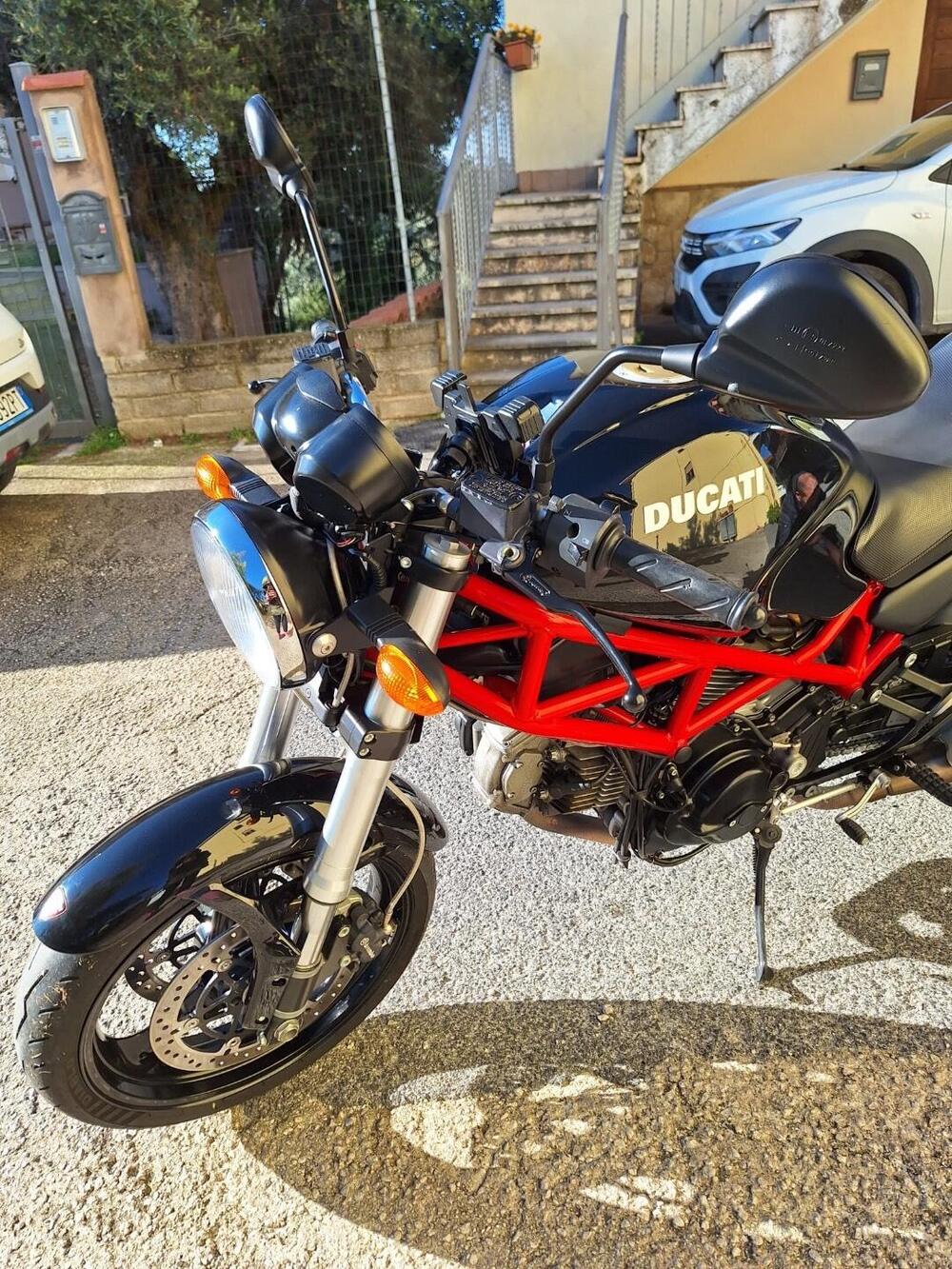 Ducati Monster 695 (2006 - 08) (2)