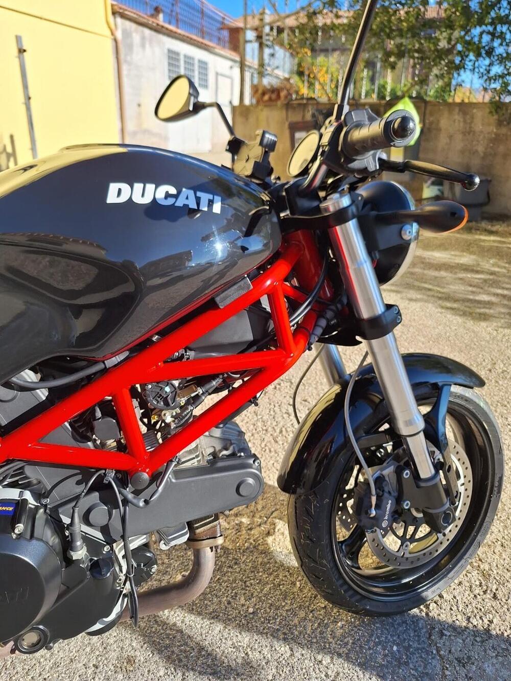 Ducati Monster 695 (2006 - 08) (4)
