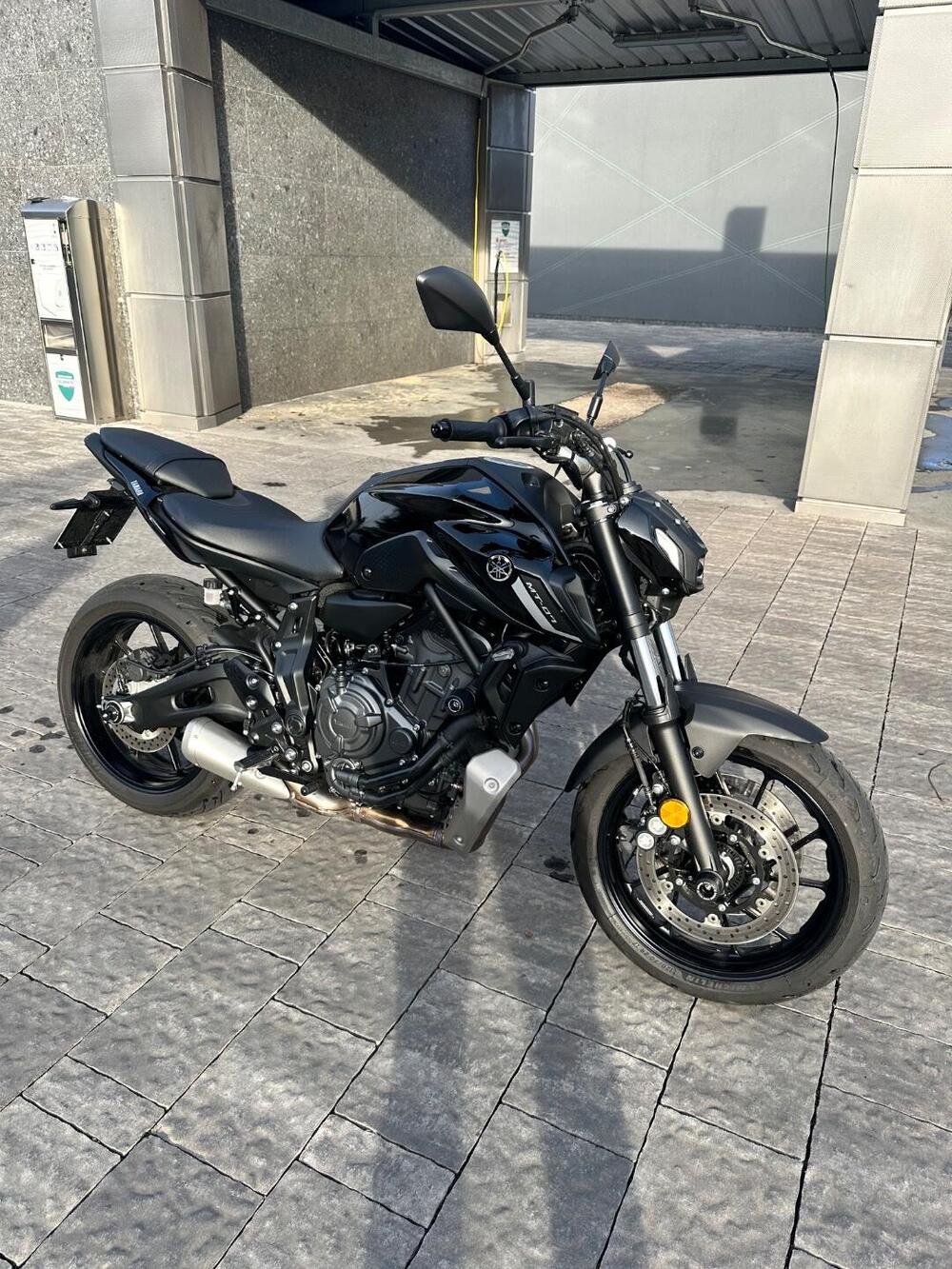 Yamaha MT-07 Pure (2023 - 25) (2)