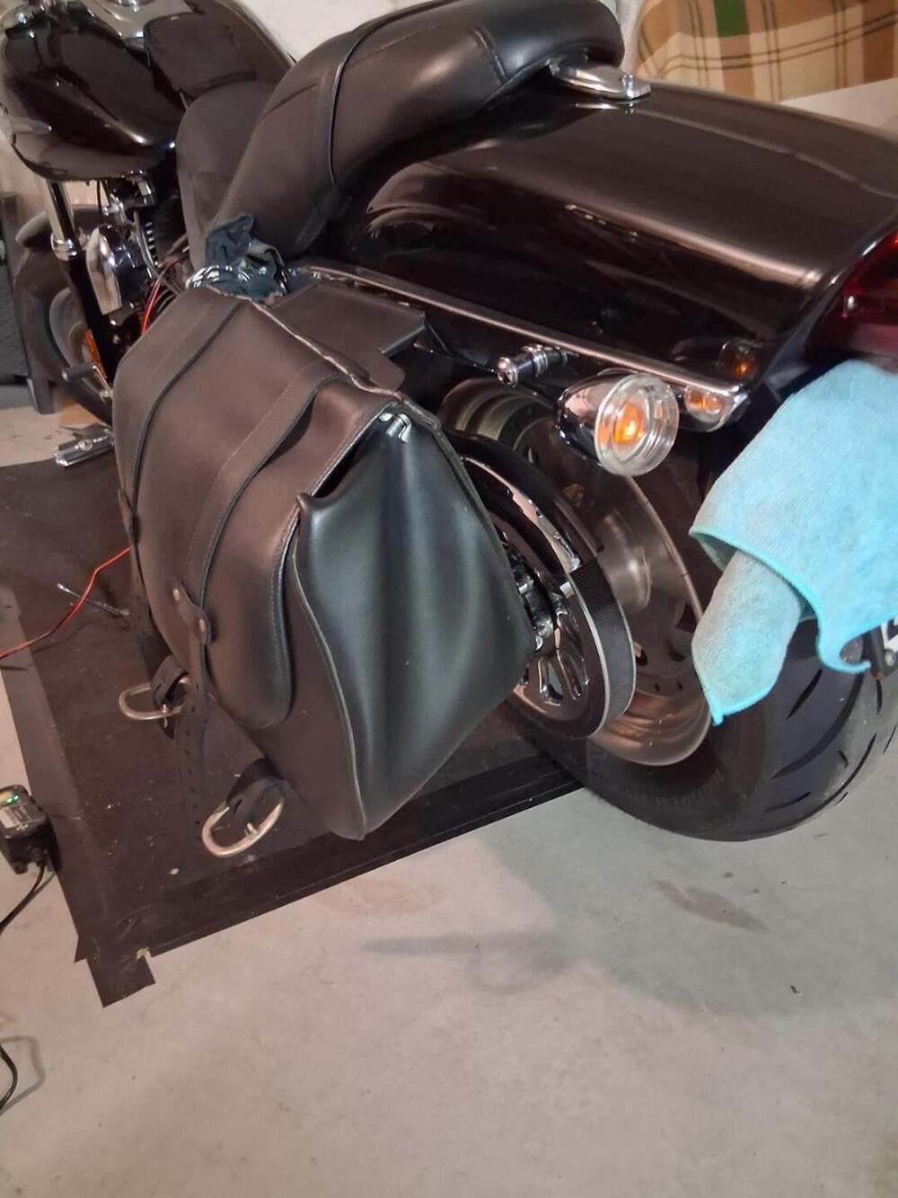 Harley-Davidson 1584 Fat Bob (2007 - 13) - FXDF (5)