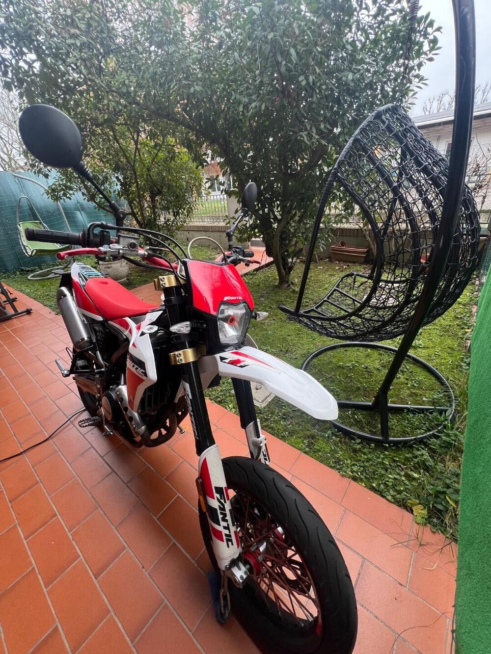 Fantic Motor Motard 125 Performance 4t (2020) (3)