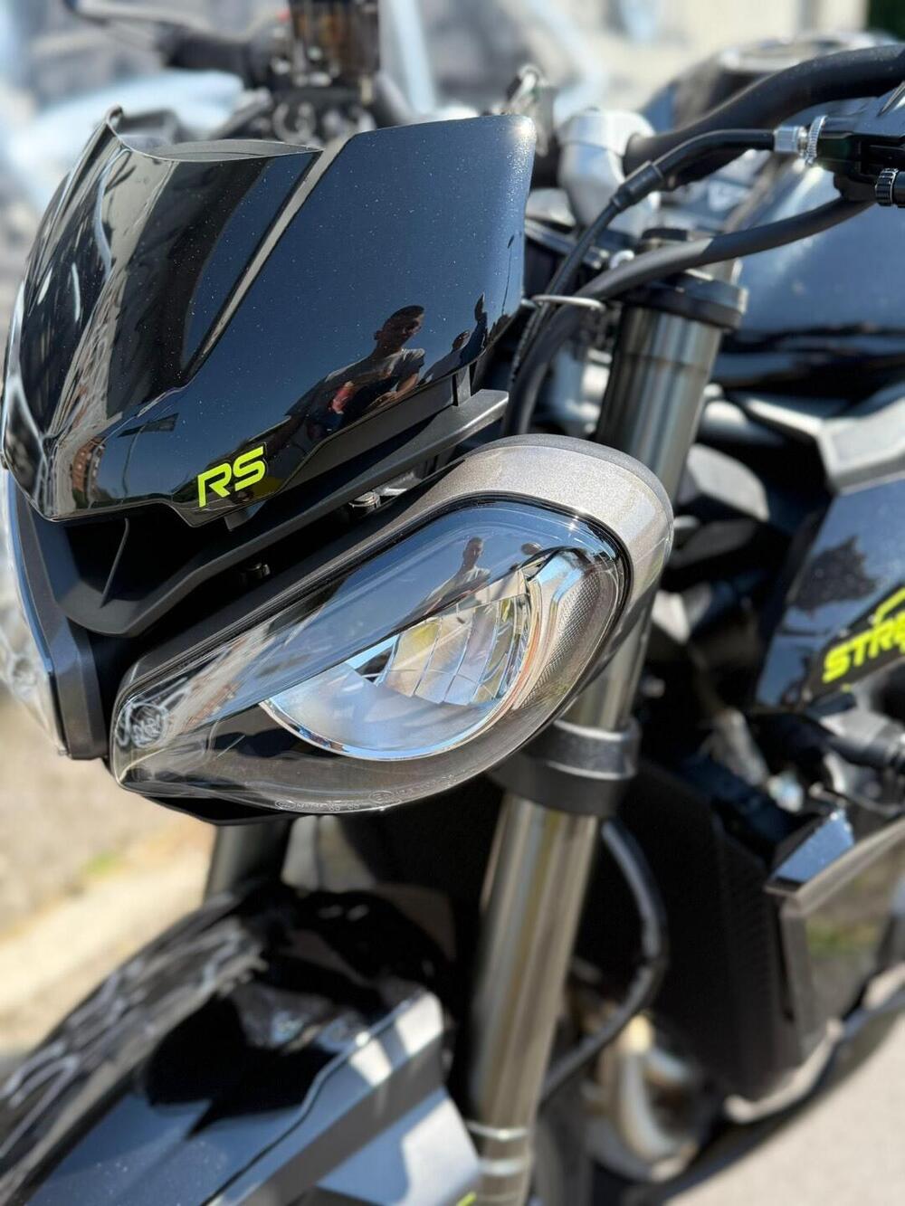 Triumph Street Triple 765 RS (2023 - 26) (3)