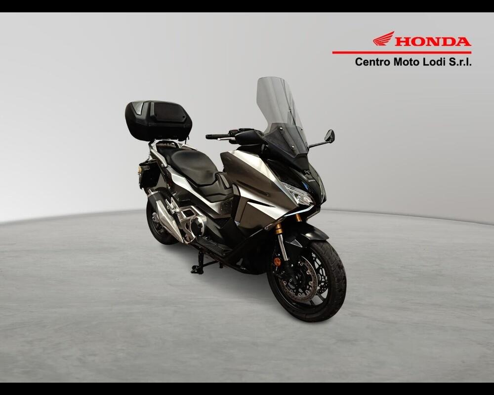 Honda Forza 750 DCT Urban (2021 - 24) (2)