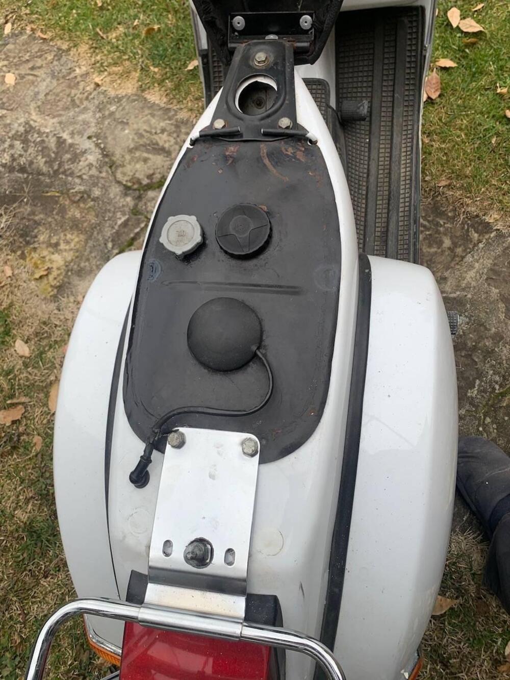 Piaggio P 80 X  (11)