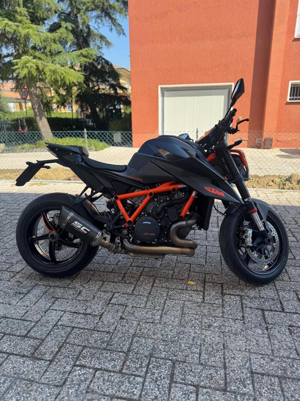 KTM 1290 Super Duke R (2021)