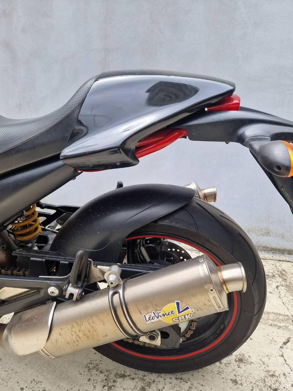 Ducati Monster 695 (2006 - 08) (4)