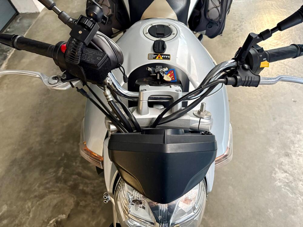 Suzuki GSR 600 (2006 - 11) (5)