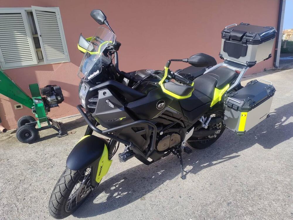 QJ Motor SVT 650 X (2025 - 26) (2)