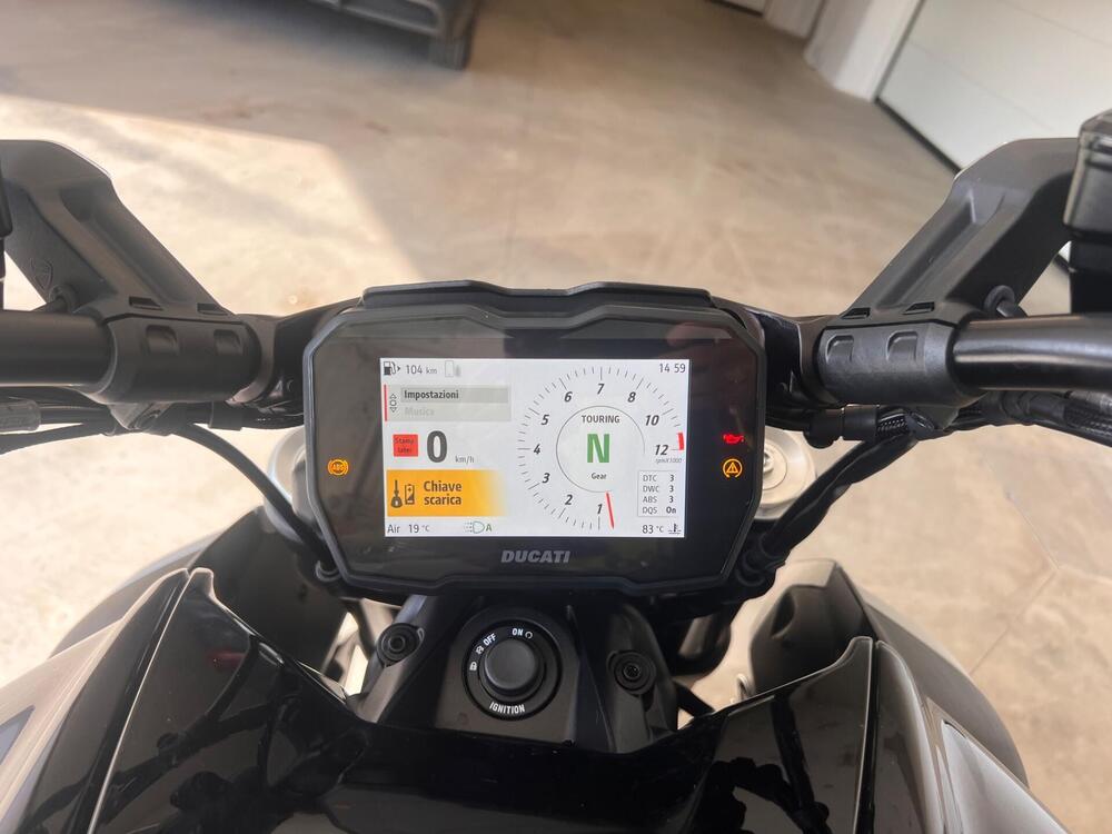 Ducati Diavel V4 (2023 - 26) (5)