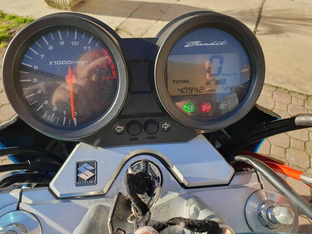 Suzuki GSF 650 Bandit (2005 - 06) (5)