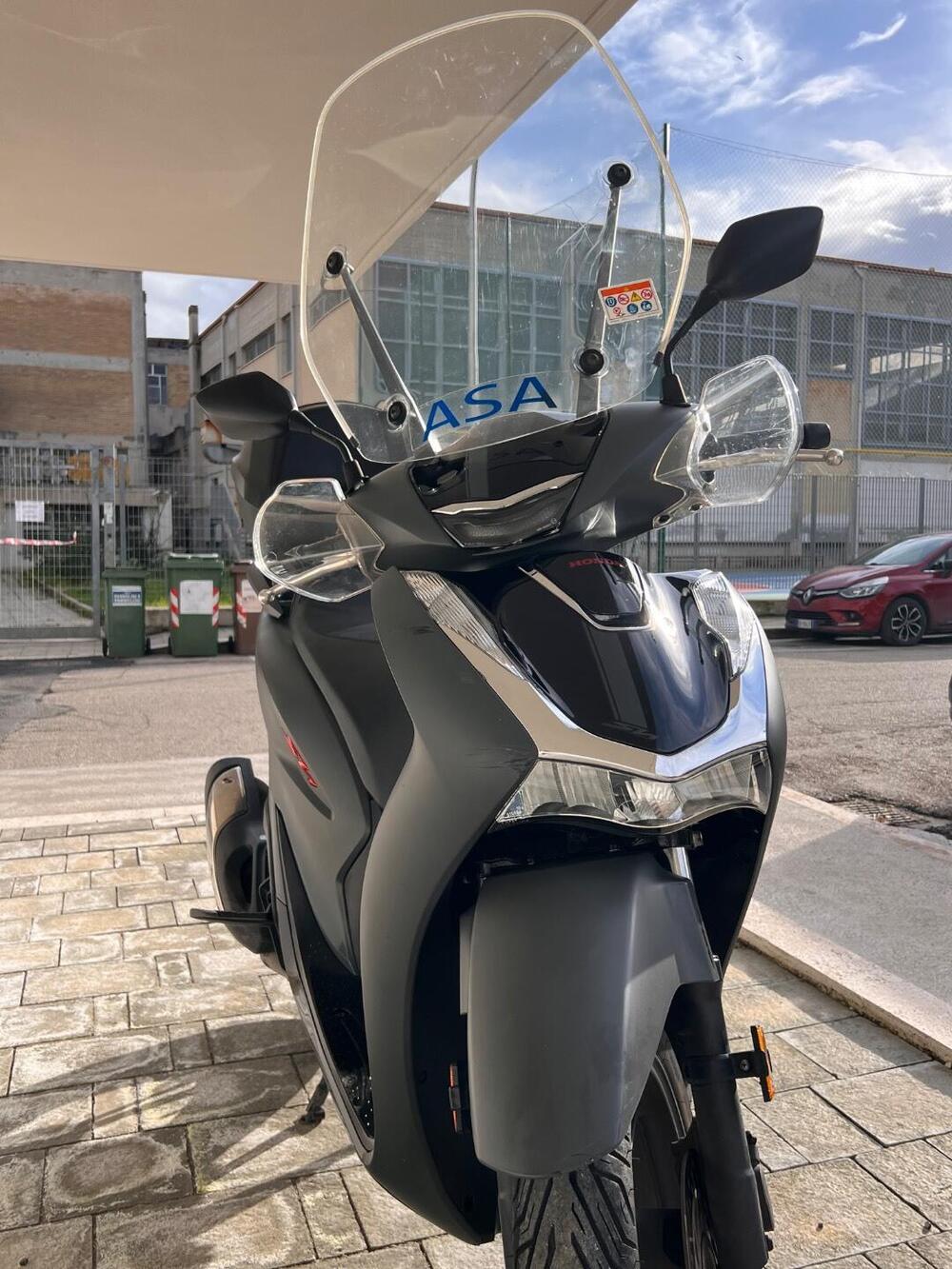 Honda SH 125i Sport (2022 - 23) (3)