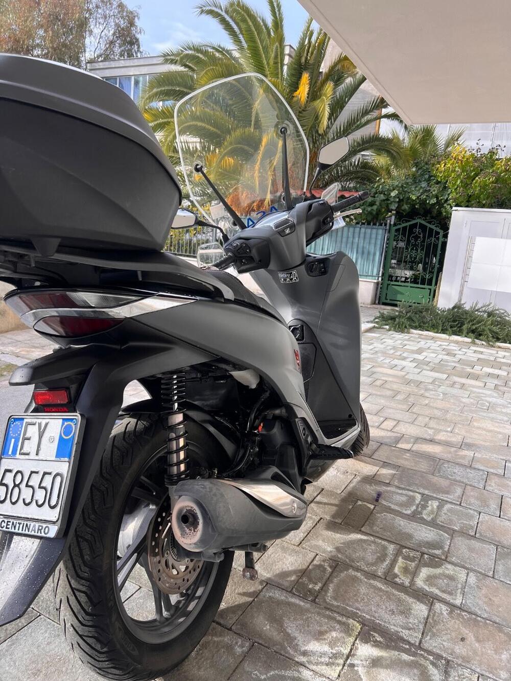 Honda SH 125i Sport (2022 - 23) (12)