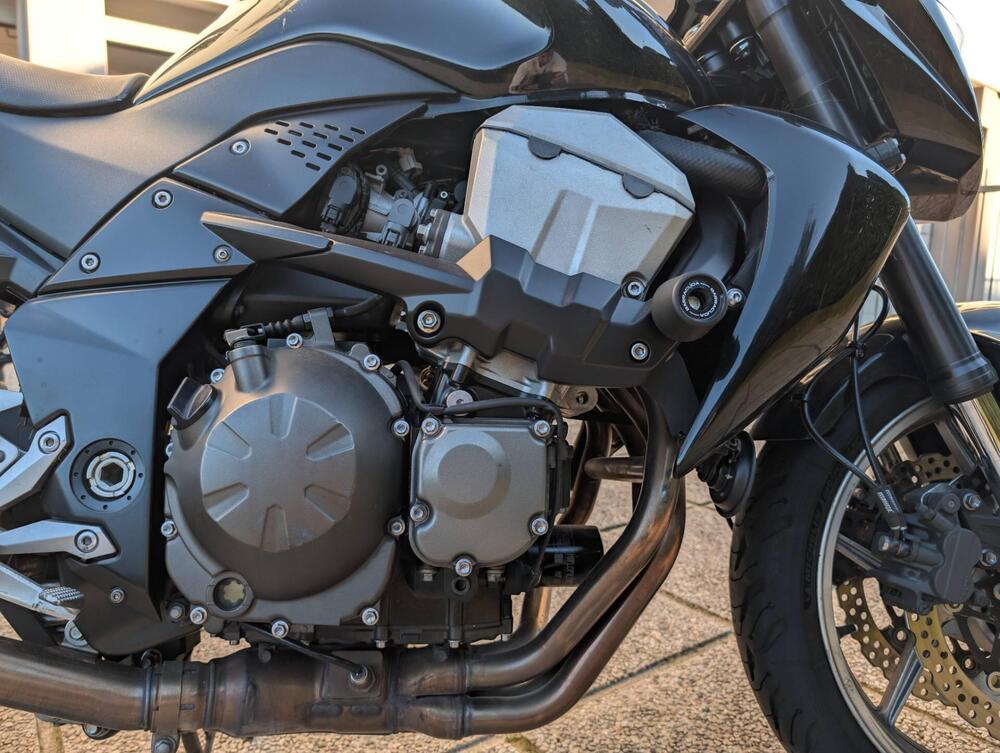 Kawasaki Z 750 (2007 - 14) (4)