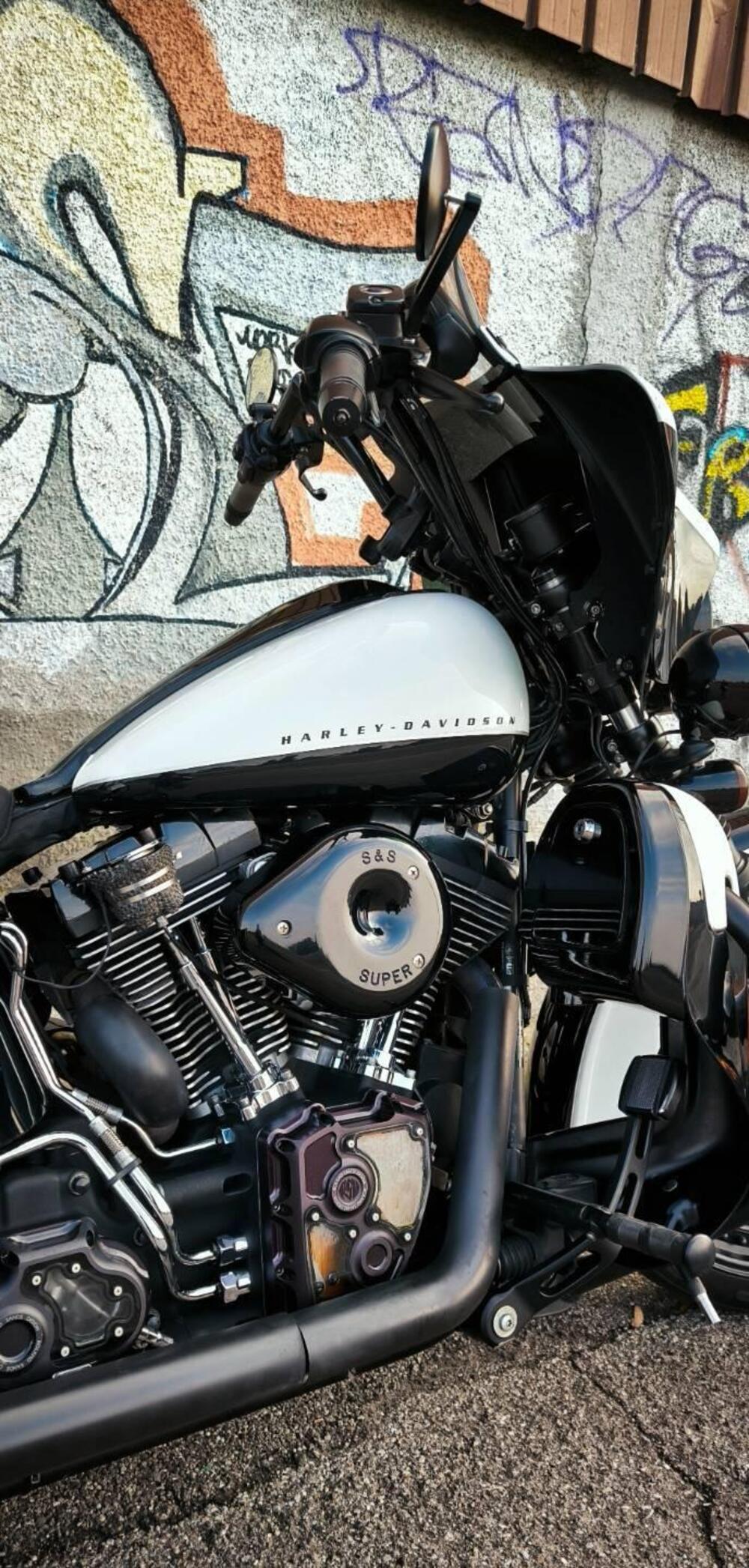 Harley-Davidson 1584 Blackline (2011 - 13) - FXS (5)