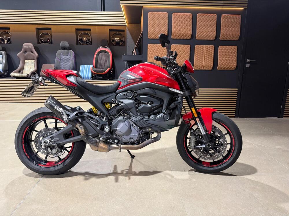 Ducati Monster 937 + (2021 - 25)