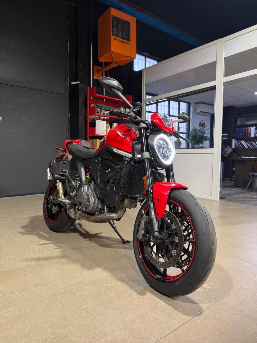 Ducati Monster 937 + (2021 - 25) (3)