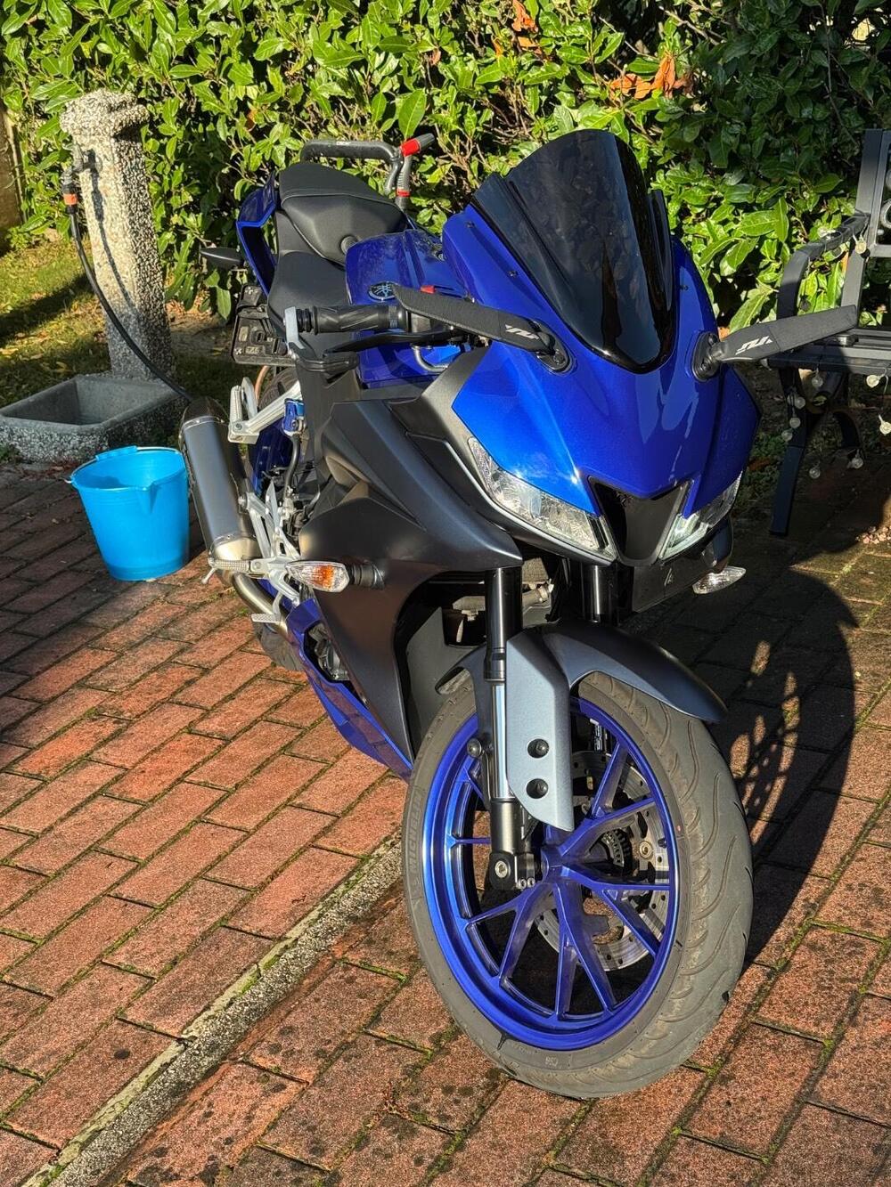 Yamaha YZF R125 (2021 - 22) (3)