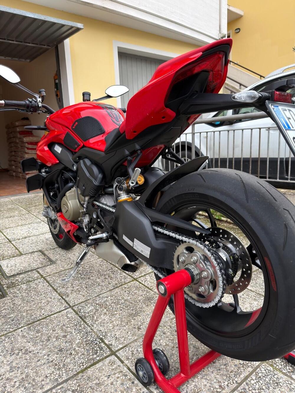 Ducati Streetfighter V4 S (2023 - 24) (4)