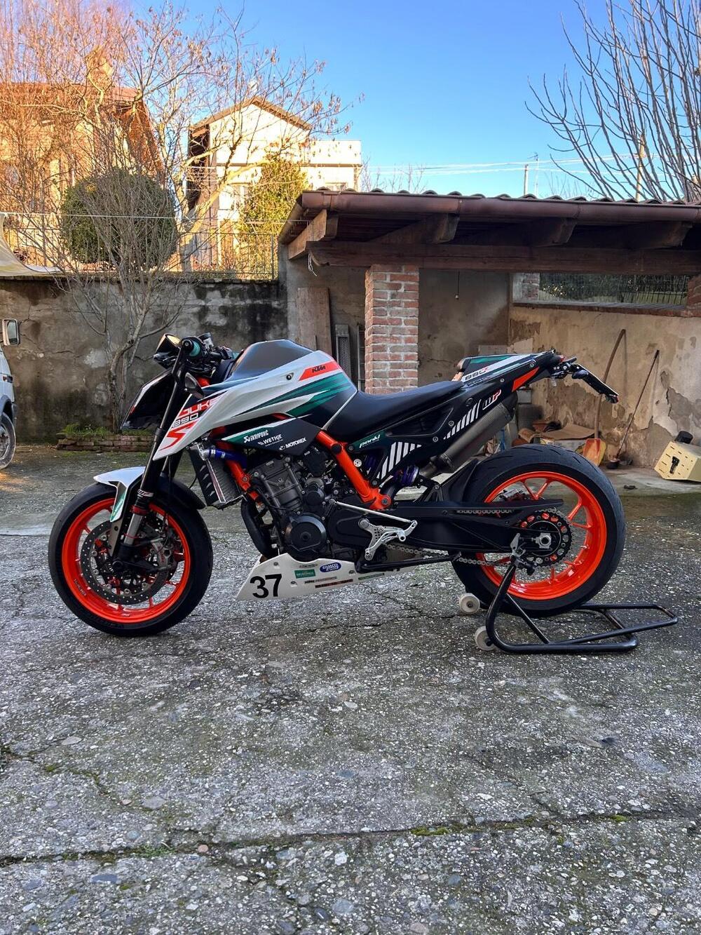 KTM 890 Duke R (2021) (2)