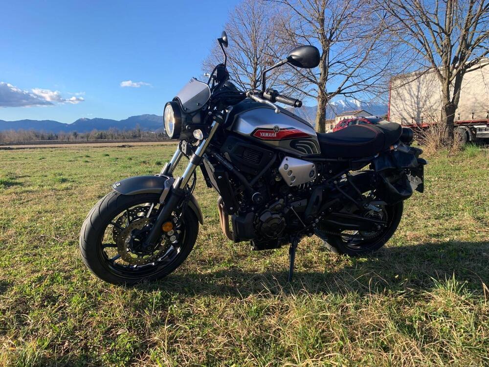 Yamaha XSR 700 ABS (2016 - 20) (4)