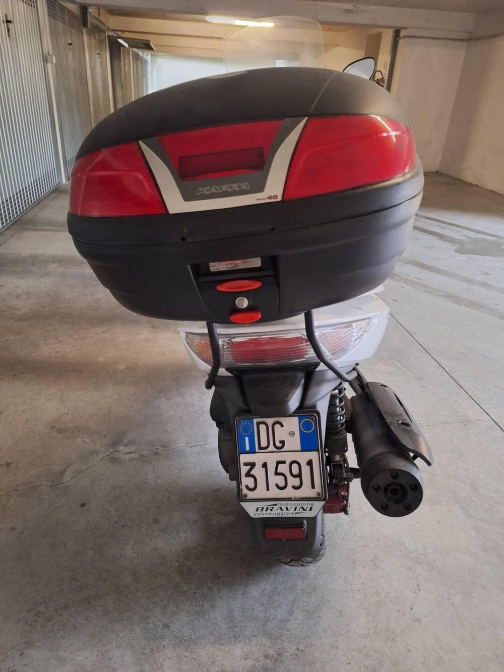 Kymco Xciting 300i R (2007 - 14) (2)