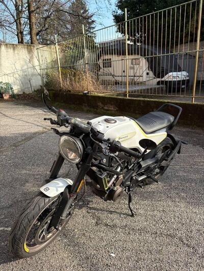 Husqvarna Vitpilen 401 (2018 - 19) usata