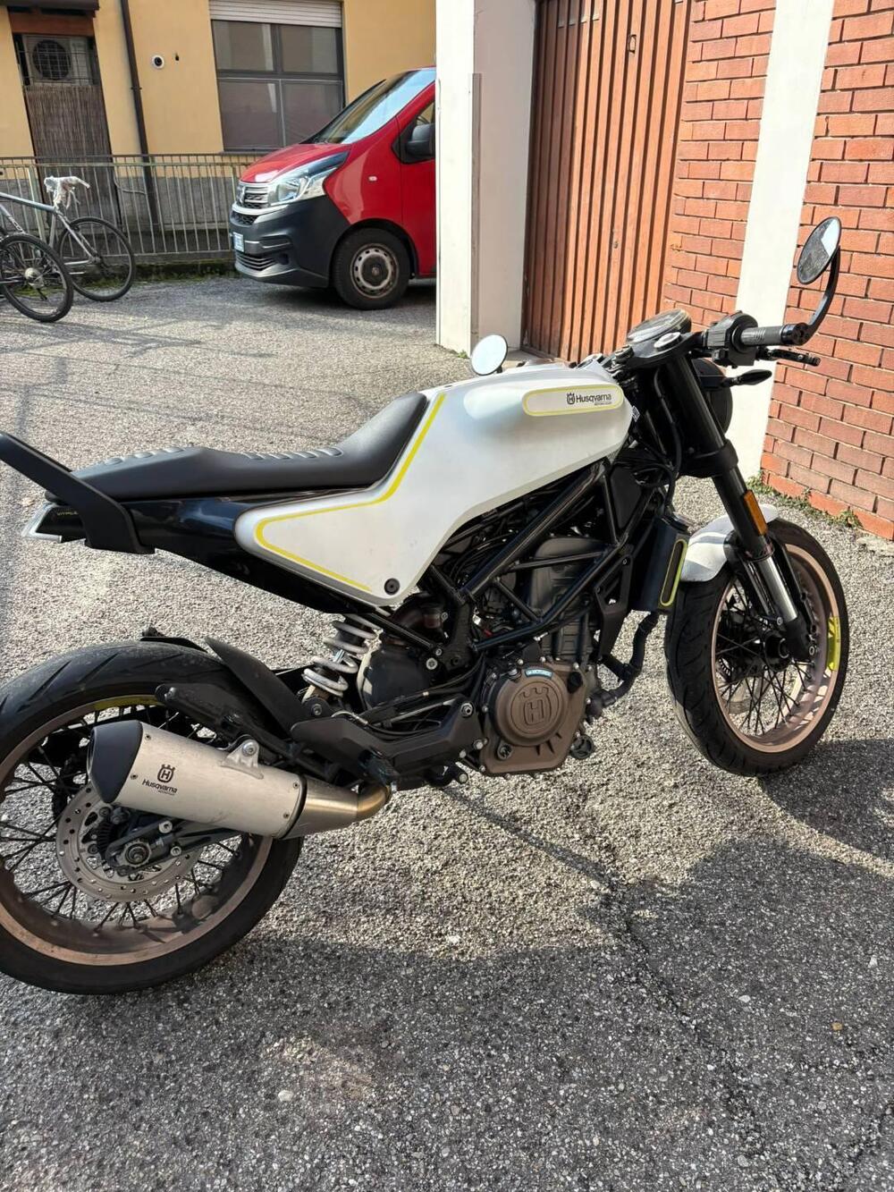 Husqvarna Vitpilen 401 (2018 - 19) (3)