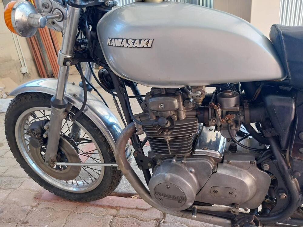Kawasaki Z400 (3)