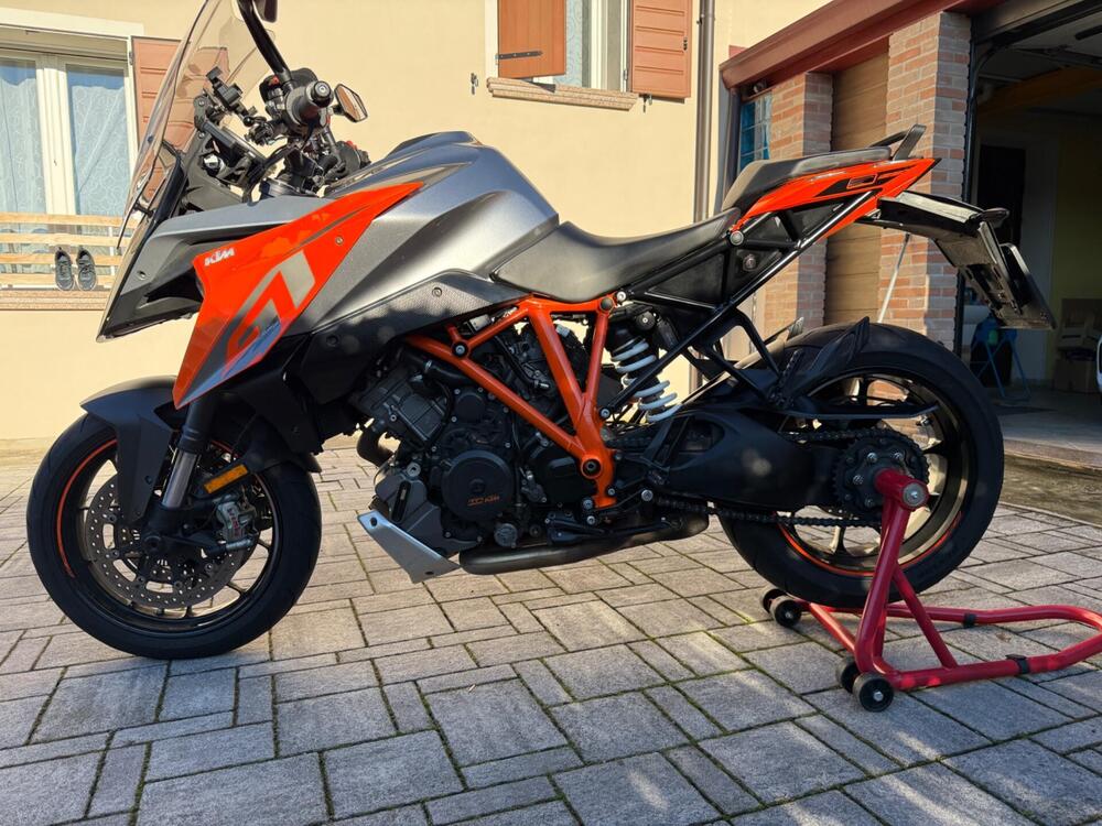 KTM 1290 Super Duke GT ABS (2016 - 18) (9)