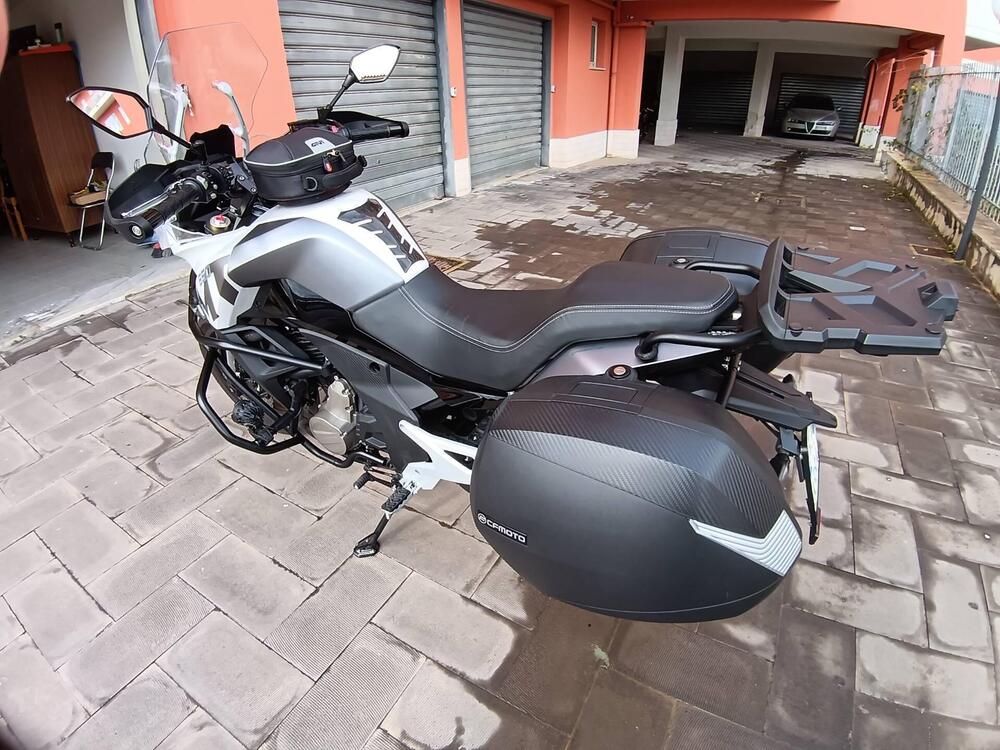 CFMOTO 650MT (2021 - 24) (10)