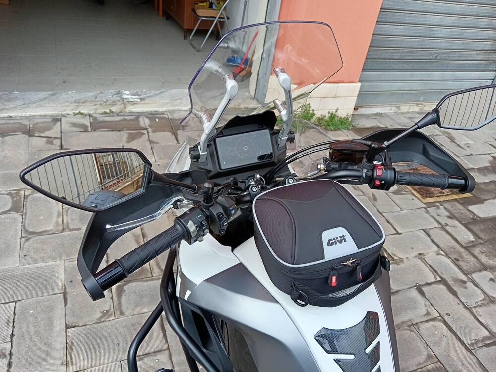 CFMOTO 650MT (2021 - 24) (14)